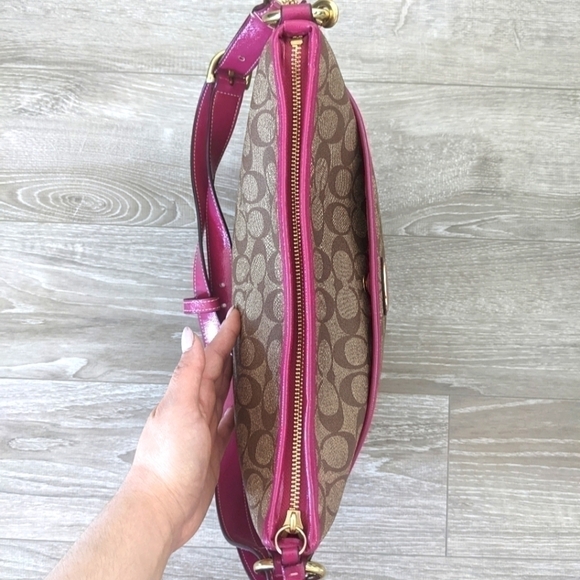 COACH Monogram  Bag - Picture 6 of 10